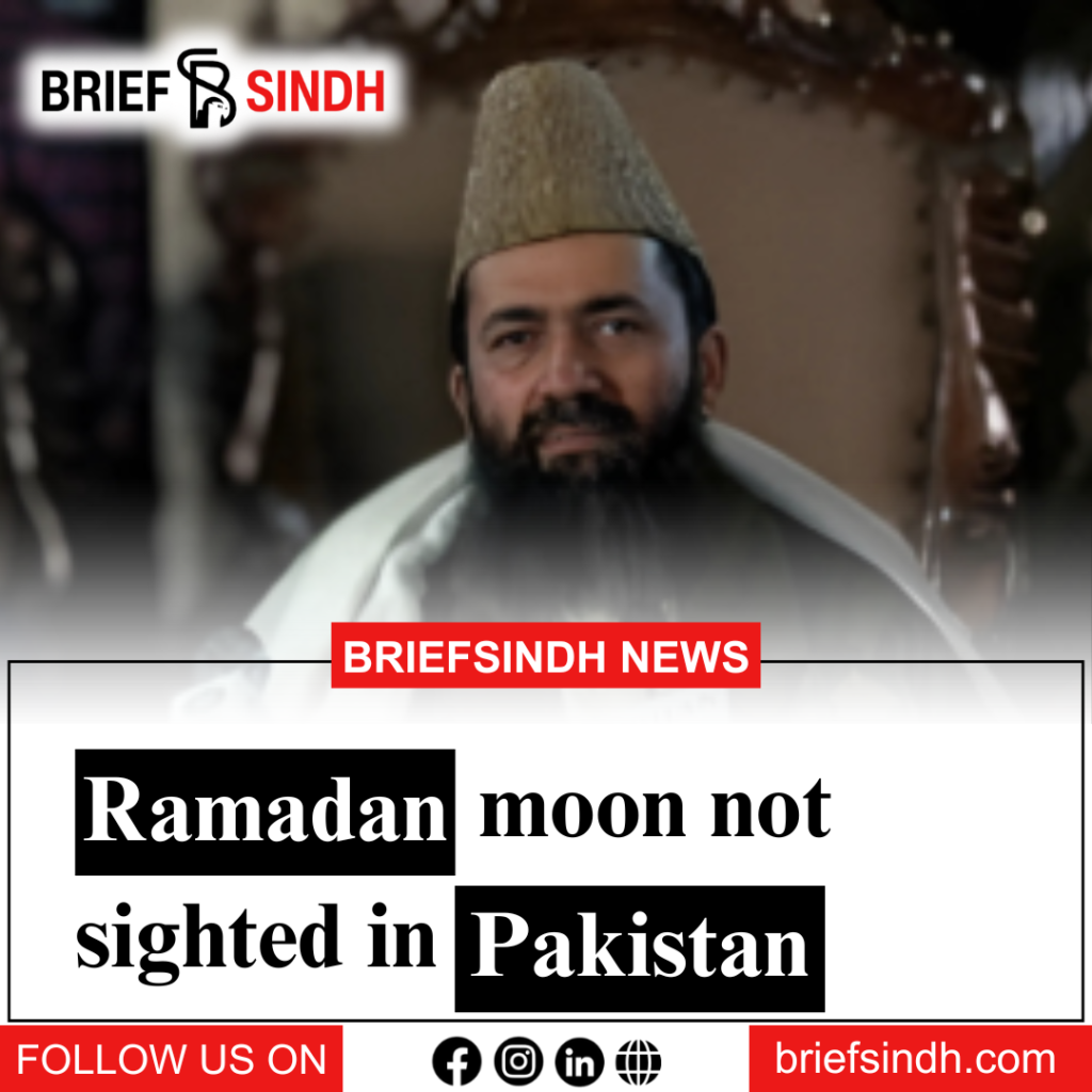 Ruet-e-Hilal Committee Chairman Maulana Abdul Khabeer Azad addressing a press conference on Ramadan moon sighting in Pakistan, February 28, 2025.